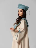 ⁦عباية تخرج بلون بيج ناعم⁩ - الصورة ⁦2⁩