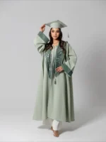 ⁦عباية تخرج أخضر فاتح أنيقة⁩ - الصورة ⁦3⁩